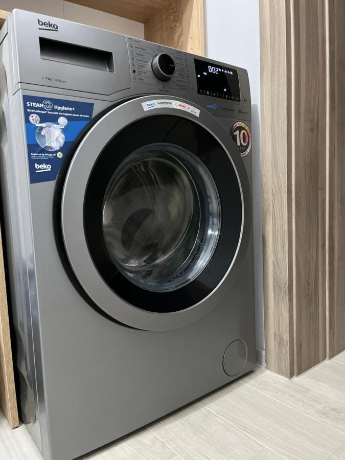 Appartamento Apartament Modern Cu O Camera Timisoara Esterno foto