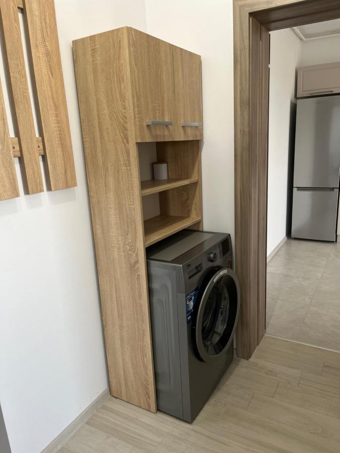 Appartamento Apartament Modern Cu O Camera Timisoara Esterno foto